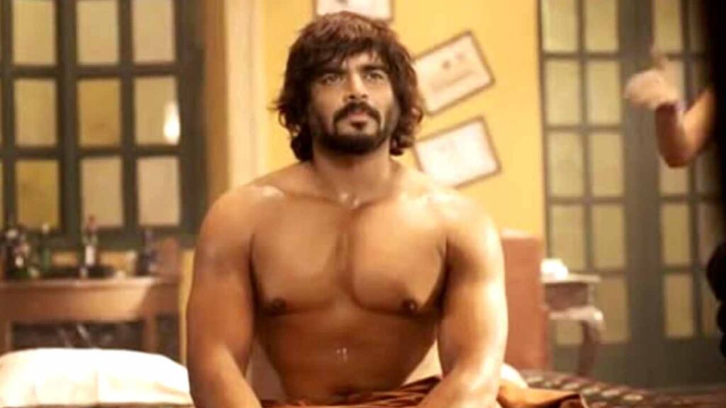 খালি গায়ে ছবি পোস্ট মাধবনের