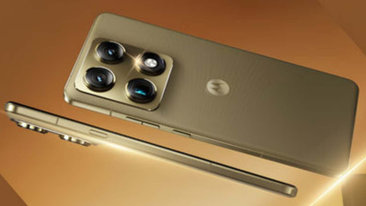 Flipkart Sale-এ Motorola-র ৫ স্মার্টফোনে বড় ছাড়! সবচেয়ে সস্তা ফোনের দাম মাত্র ১৩,২৯৯ টাকা