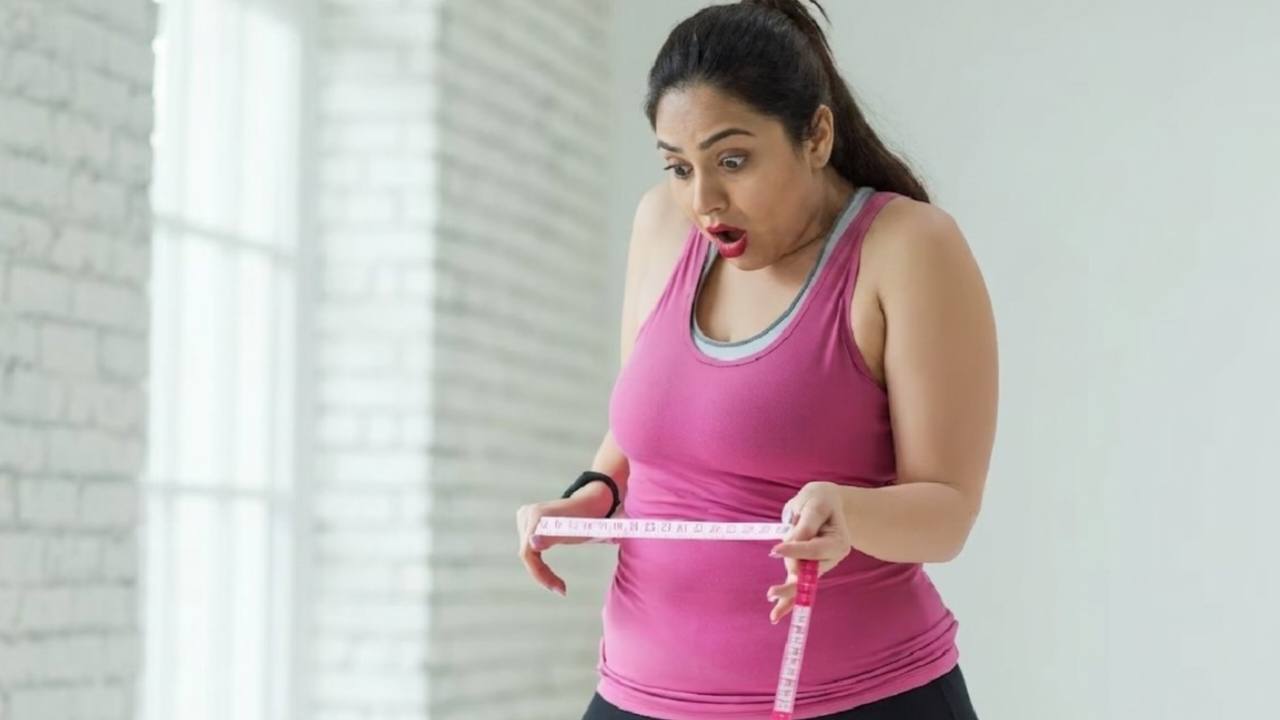 Weight Loss: পেট ভরে খেয়েও কমবে ওজন! মেদ ঝরাতে মেনে চলুন এই ৫টি সহজ নিয়ম, রইল তালিকা