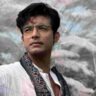 ‘নাও, নিজের মতো কিছু কিনে নিও’, পুজোয় মায়ের দেওয়া সামান্য টাকাই আজ অমূল্য!